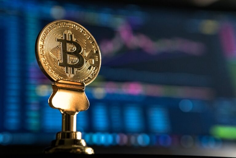 Demystifying Cryptocurrency: A Data-Driven Investor's Guide to Bitcoin and Ethereum 3 Demystifying Cryptocurrency: A Data-Driven Investor's Guide to Bitcoin and Ethereum cryptocurrency data driven investors guide Demystifying Cryptocurrency: A Data-Driven Investor's Guide to Bitcoin and Ethereum